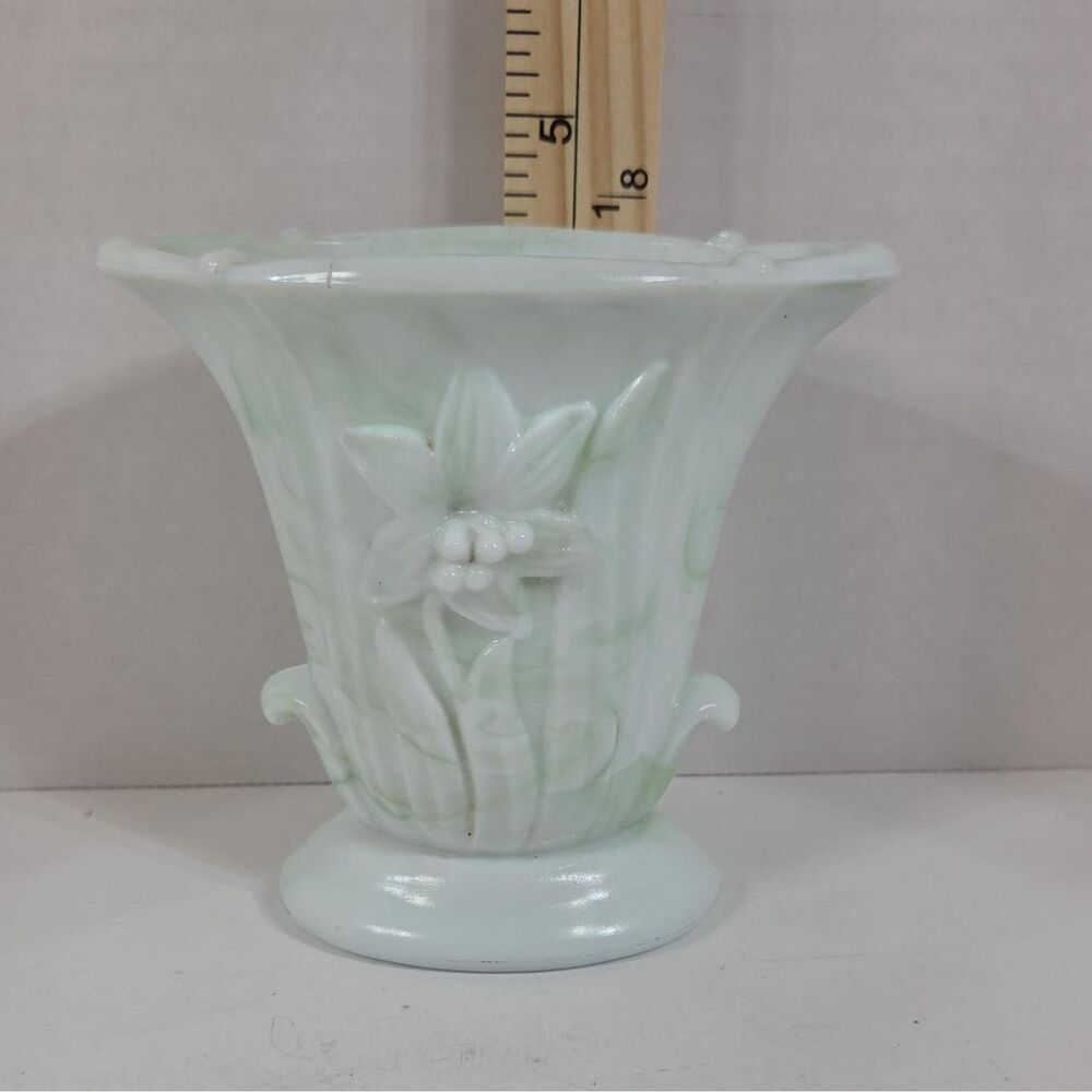 White Dinnerware - Picture 1 of 8
